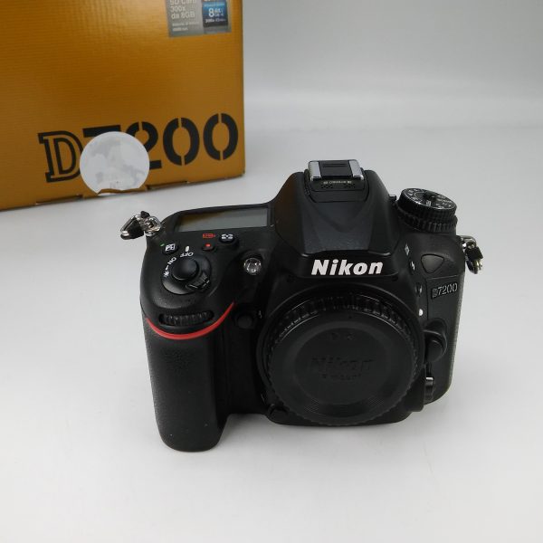 NIKON D7200 SOLO CORPO