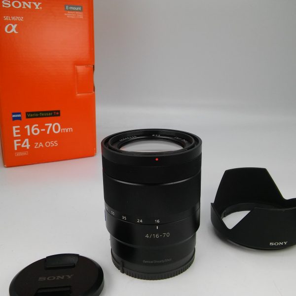 SONY E 16-70mm F4 ZEISS