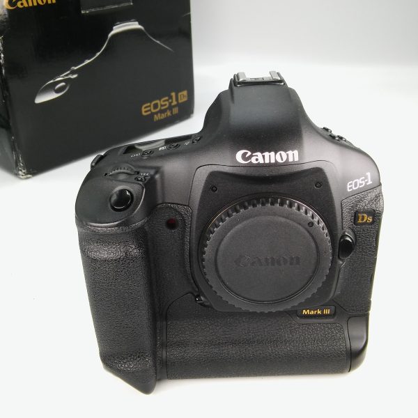 CANON 1Ds Mark III (25.000 scatti)