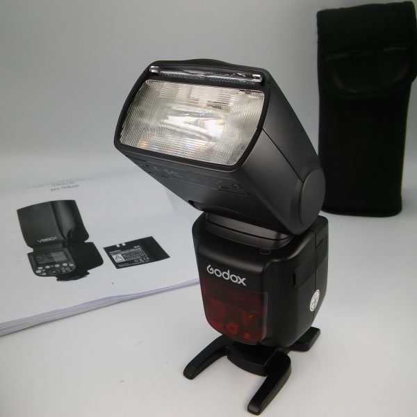 GODOX V860 II per Nikon