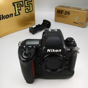 NIKON F5
