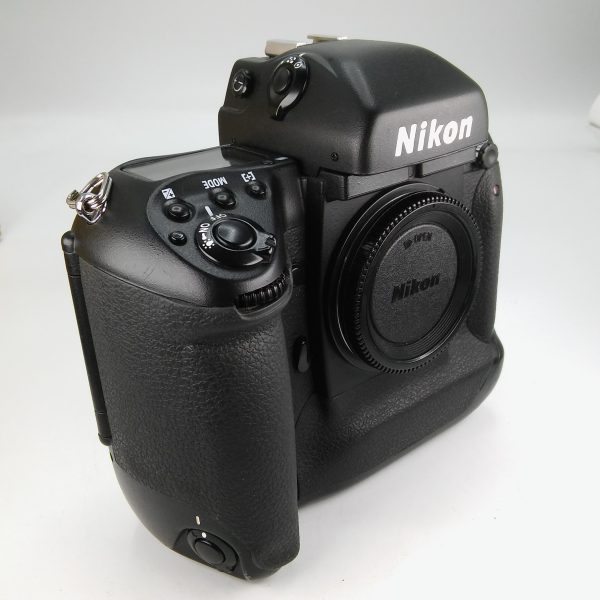 NIKON F5 - immagine 3