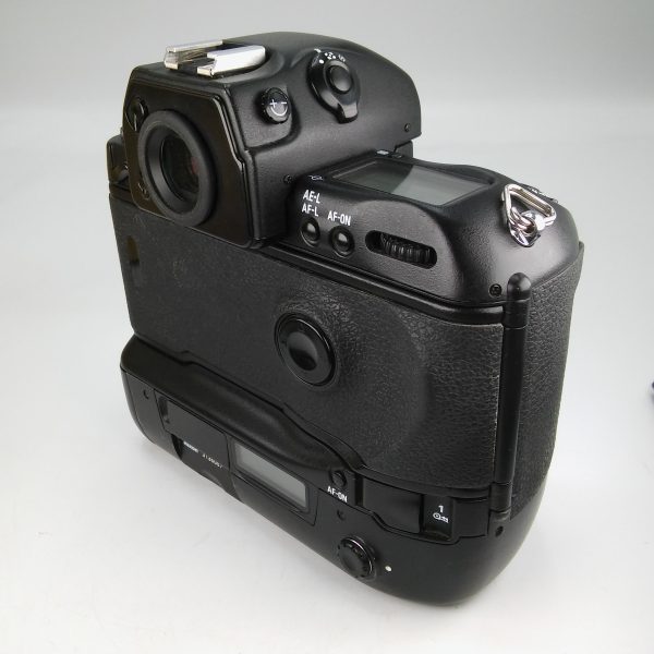NIKON F5 - immagine 6