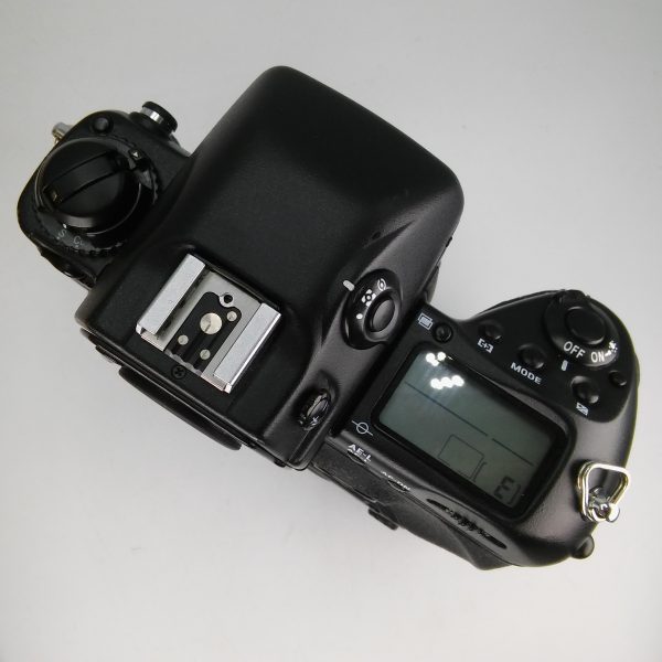 NIKON F5 - immagine 7