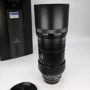 OM SYSTEM ED 300mm F4 IS PRO