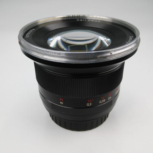 ZEISS ZE 18mm F3,5 attacco CANON EOS EF - immagine 2