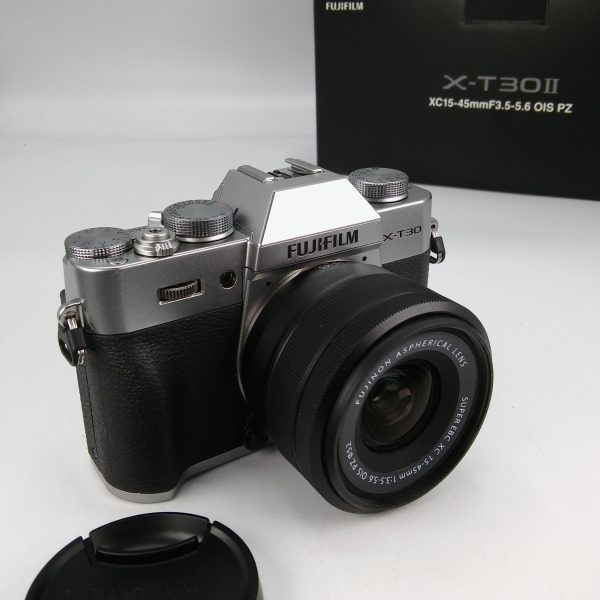 FUJIFILM X-T30 II + 15-45mm (886 scatti)