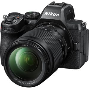 NIKON Z5 II + 24-200mm F4-6,3 VR