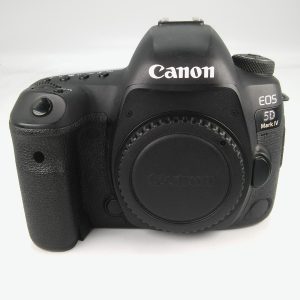 CANON 5D Mark IV (scatti eseguiti 15.000)