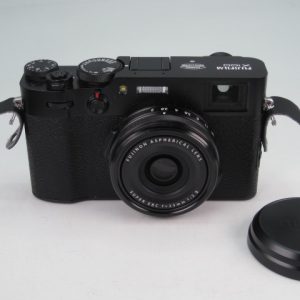FUJIFILM X-100 V (Scatti 506)