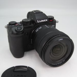 PANASONIC S5 + 20-60mm (scatti 15.941)
