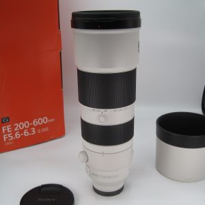 SONY FE 200-600mm F5,6-6,3 G
