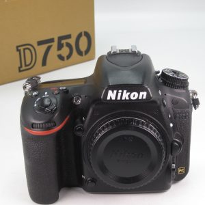 NIKON D750 (22.773 scatti)