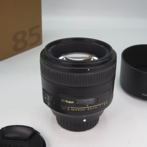 NIKON AF-S 85mm F1,8