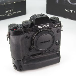 FUJIFILM X-T1 (scatti 26.237)