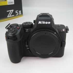 NIKON Z5 II  (Scatti 1.550)