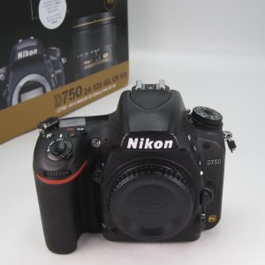 NIKON D750 (SCATTI 6.642)